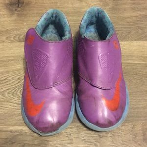 Kid’s KD sneakers